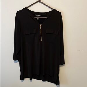 Ellen Tracy Black and Gold Shirt with Three-Quarter Sleeves